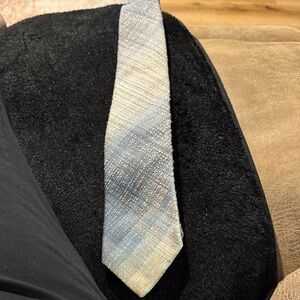 Elegant Blue and Gray Men's Tie